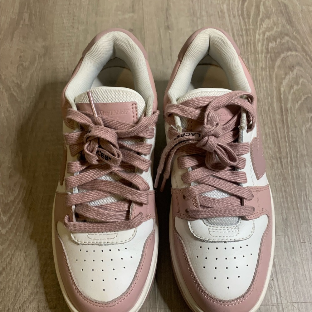 Off-White Women's Sneakers - White and Pink
